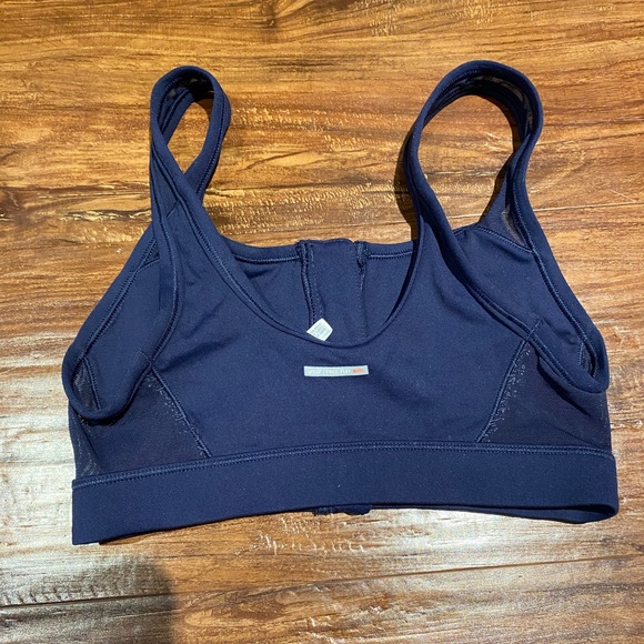 Sports bra - Picture 2 of 3